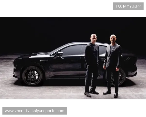 字母哥风格大片曝光，时尚跨界成功