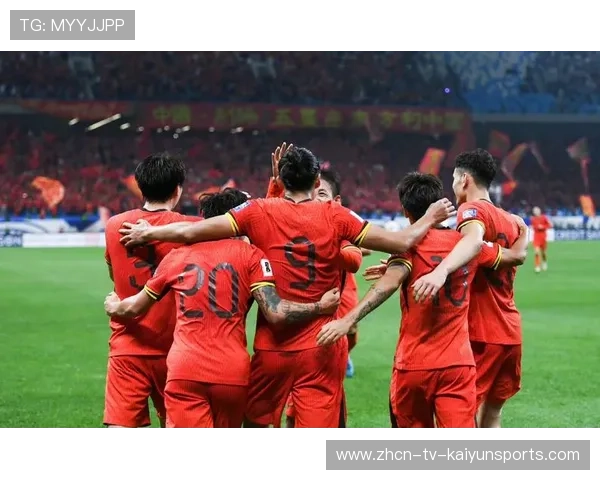 球队在关键比赛中以团队协作取胜，比赛中团队的重要性